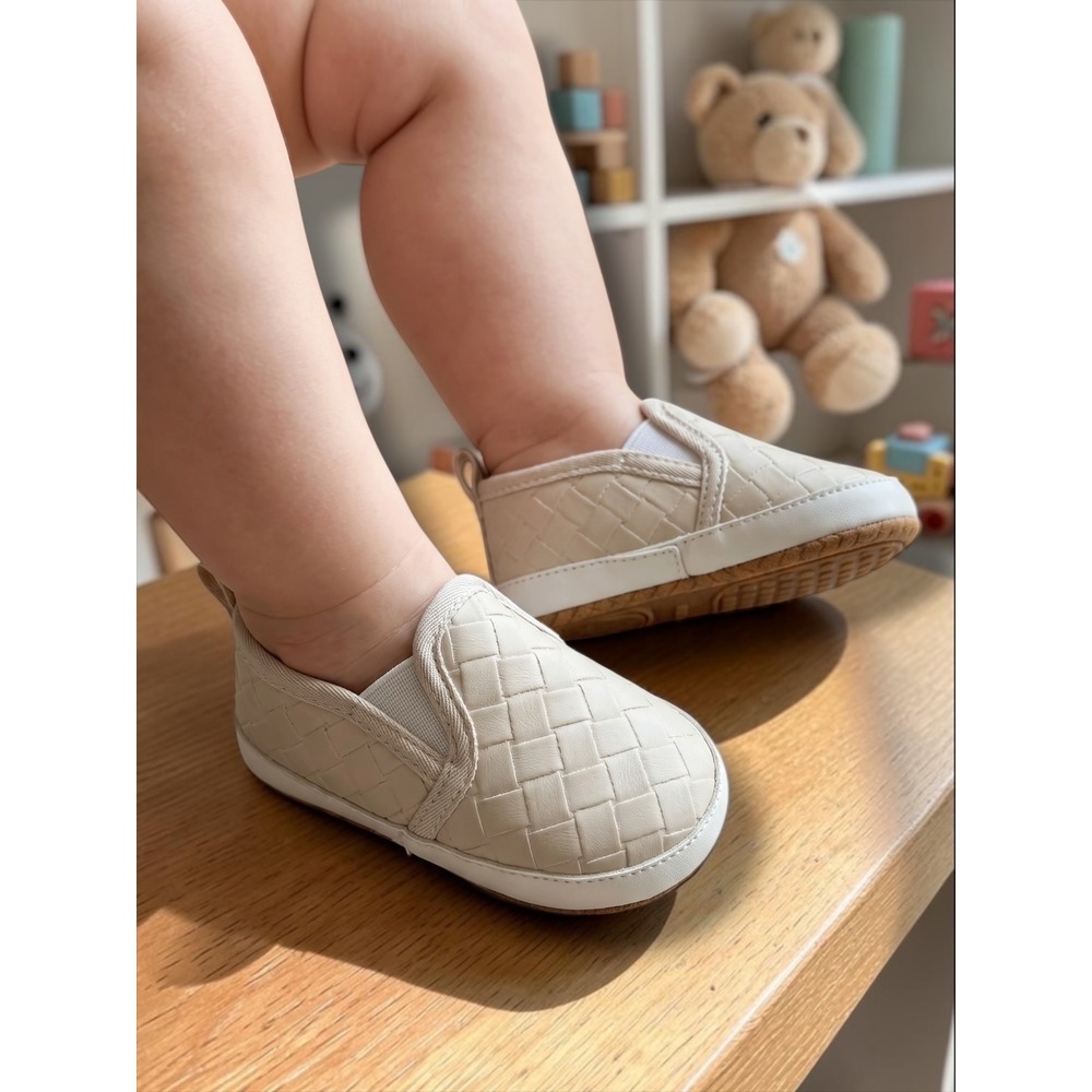 Unbranded Woven Faux Leather Slip On Loafer Baby Shoes Cream Size 3 Infant